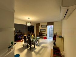 Blk 202A Compassvale South Gate (Sengkang), HDB Executive #627736451